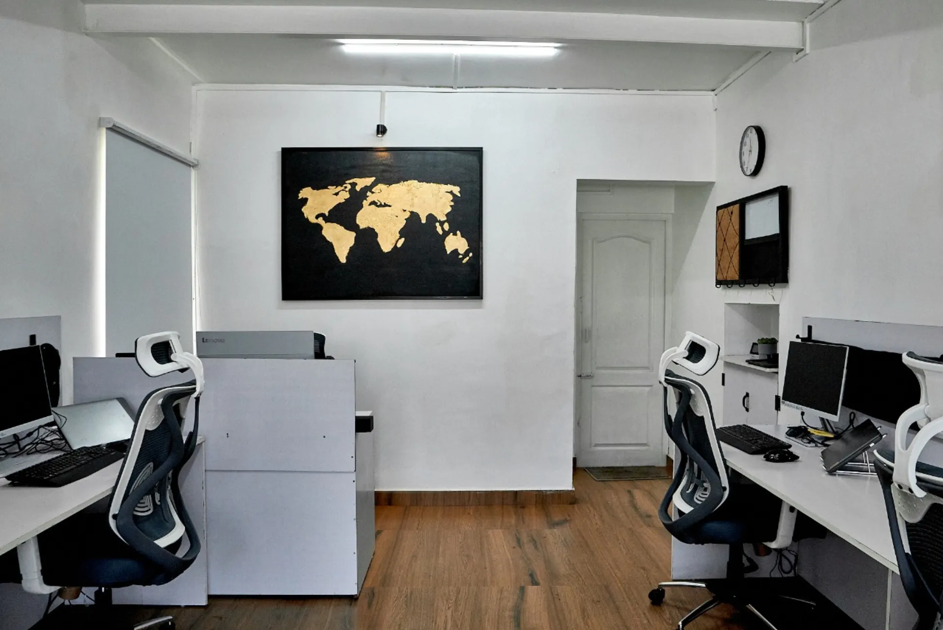 Modern office workspace designed by SpaceRevive